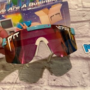 Pit Viper Sports Sunglasses Gobby polarized DR3AMGURL